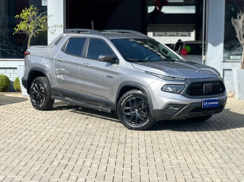 fiat toro 2.0 16v turbo diesel ultra 4wd at9 4p automatico 2022