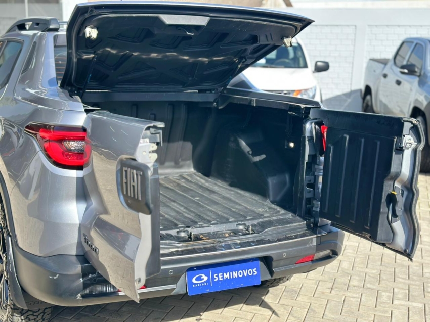 fiat toro 2.0 16v turbo diesel ultra 4wd at9 4p automatico 202214