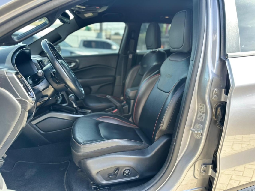 fiat toro 2.0 16v turbo diesel ultra 4wd at9 4p automatico 202216