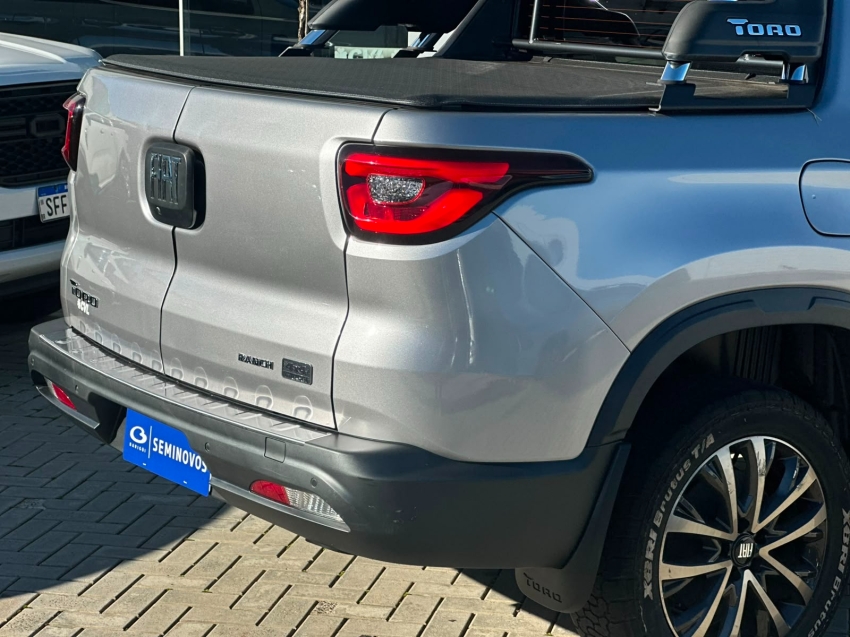 fiat toro 2.0 16v turbo diesel volcano 4wd at9 4p automatico 20236
