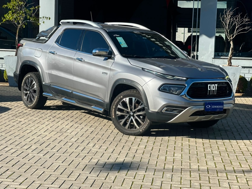fiat toro 2.0 16v turbo diesel volcano 4wd at9 4p automatico 2023