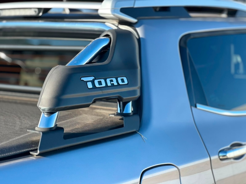 fiat toro 2.0 16v turbo diesel volcano 4wd at9 4p automatico 20235