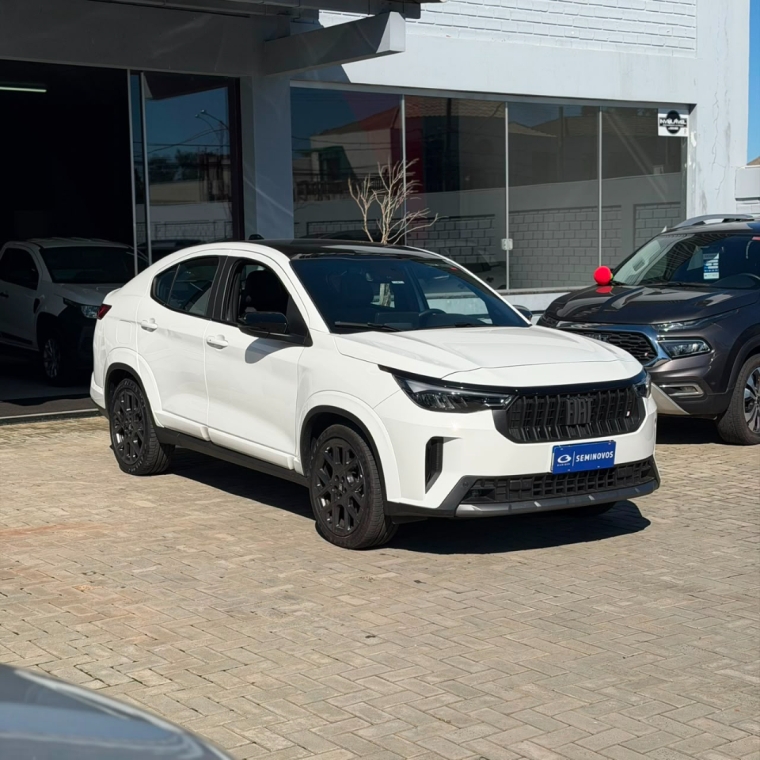 fiat fastback 1.0 turbo 200 hybrid impetus cvt flex 4p automatico 2026