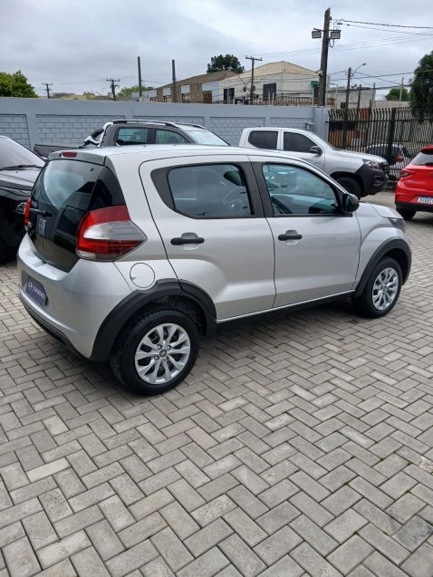 fiat mobi 1.0 evo flex like. manual 4p 20235