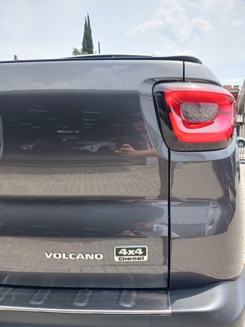 fiat toro 2.0 16v turbo diesel volcano 4wd at9 4p automatico 202412