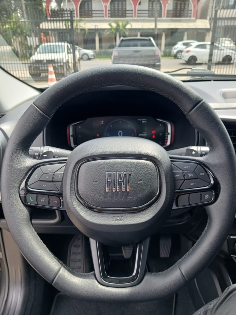fiat toro 2.0 16v turbo diesel volcano 4wd at9 4p automatico 202410