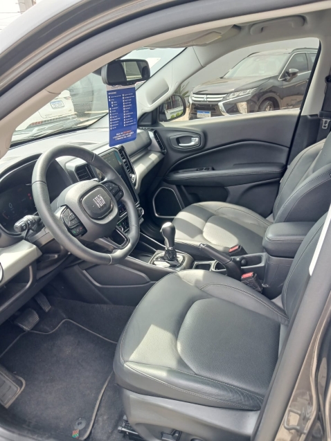 fiat toro 2.0 16v turbo diesel volcano 4wd at9 4p automatico 202413
