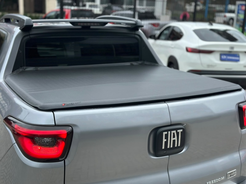 fiat toro 2.0 16v turbo diesel freedom 4wd at9 4p automatico 20235