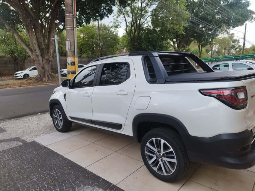 fiat strada 1.3 firefly flex volcano cd manual 4p automatico 2021 fiat strada 1.3 firefly flex volcano cd manual 4p automatico 2021