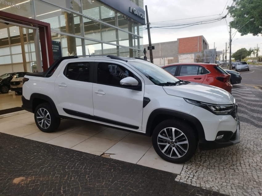 fiat strada 1.3 firefly flex volcano cd manual 4p automatico 2021 fiat strada 1.3 firefly flex volcano cd manual 4p automatico 2021