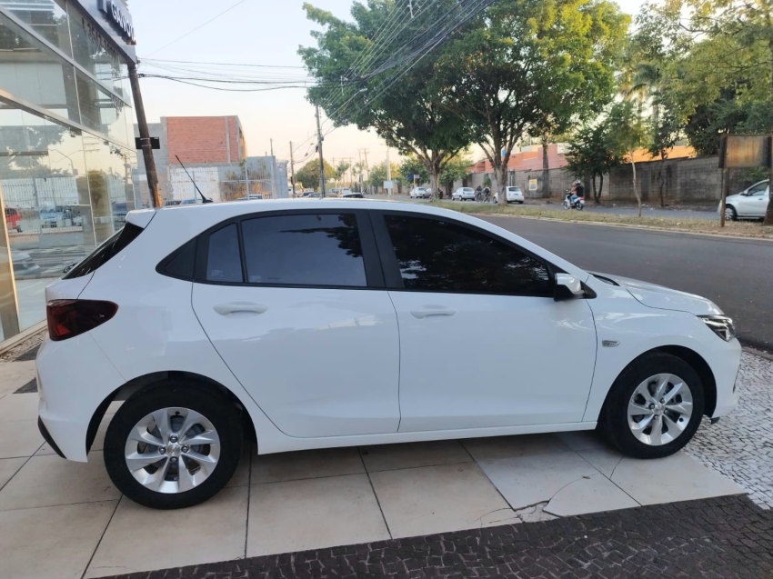 chevrolet onix 1.0 turbo flex lt manual 4p 2022 chevrolet onix 1.0 turbo flex lt manual 4p 2022