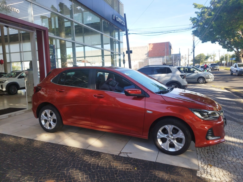 chevrolet onix 1.0 turbo flex automatico 4p 2020 chevrolet onix 1.0 turbo flex automatico 4p 2020