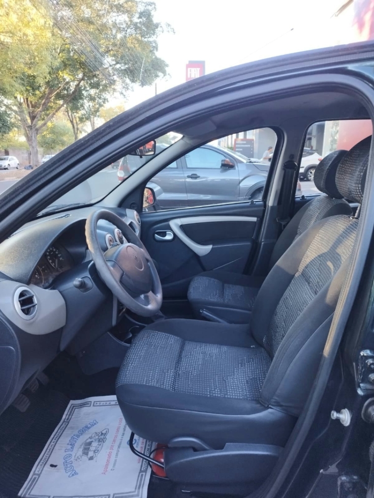 renault sandero 1.6 expression 8v flex 4p manual 2011 renault sandero 1.6 expression 8v flex 4p manual 2011