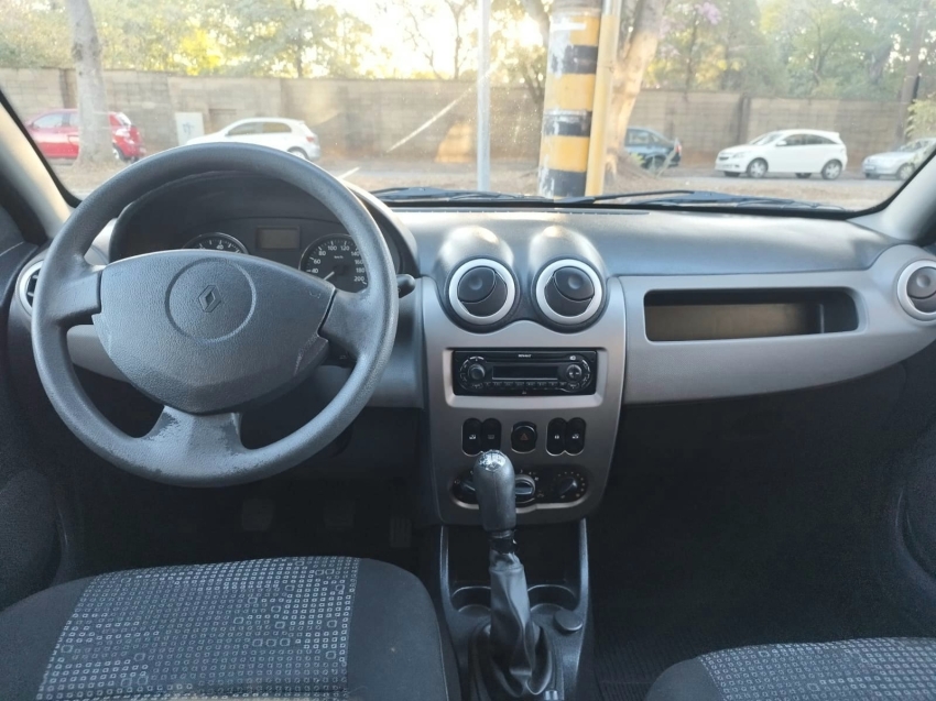renault sandero 1.6 expression 8v flex 4p manual 2011 renault sandero 1.6 expression 8v flex 4p manual 2011