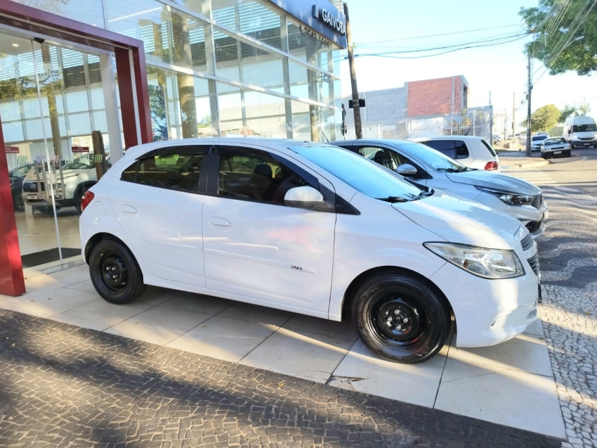 chevrolet onix 1.0 mpfi joy 8v flex 4p manual 2018