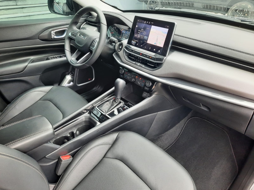 jeep compass 1.3 t270 turbo flex longitude at6 2024
