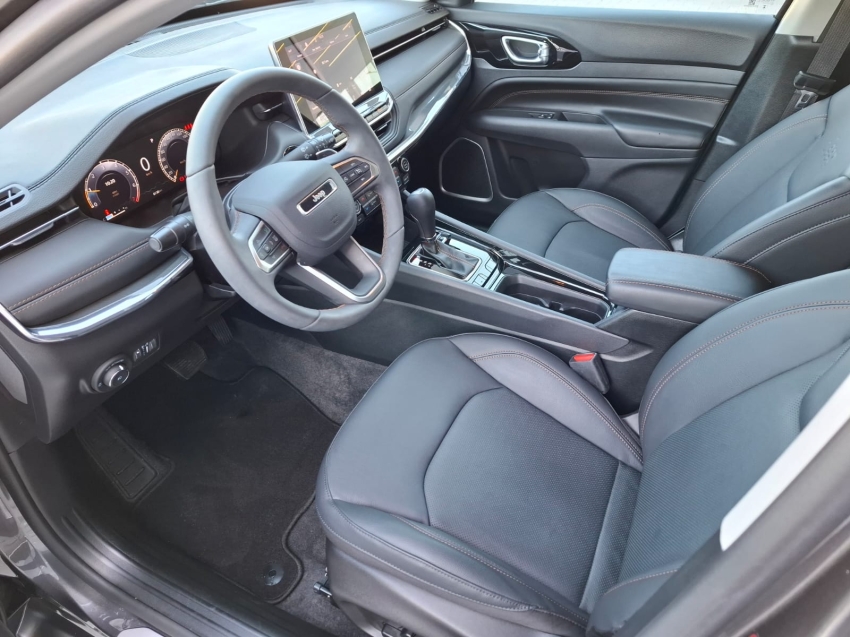 jeep compass 1.3 t270 turbo flex limited at6 4p automatico 2023 jeep compass 1.3 t270 turbo flex limited at6 4p automatico 2023