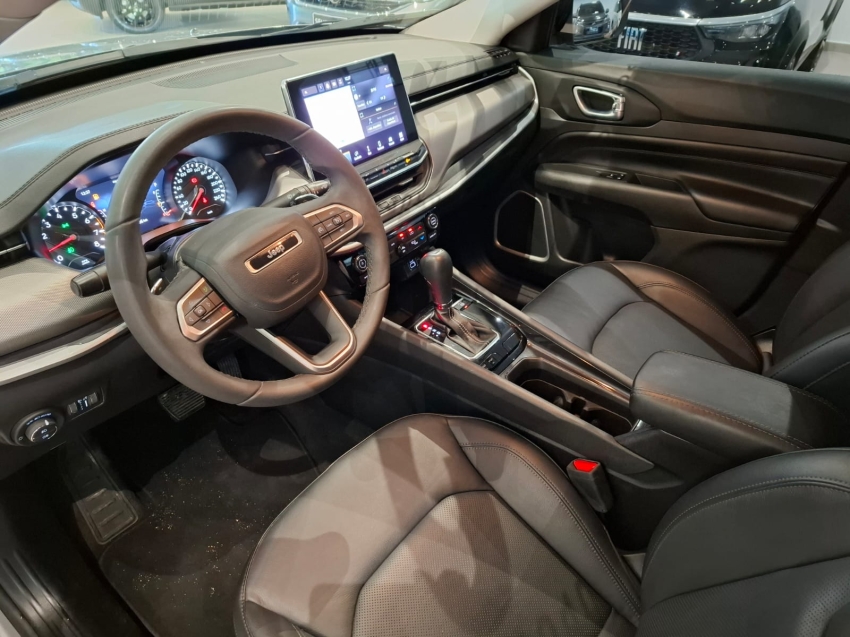 jeep compass 1.3 t270 turbo flex longitude at6 4p automatico 2022 jeep compass 1.3 t270 turbo flex longitude at6 4p automatico 2022