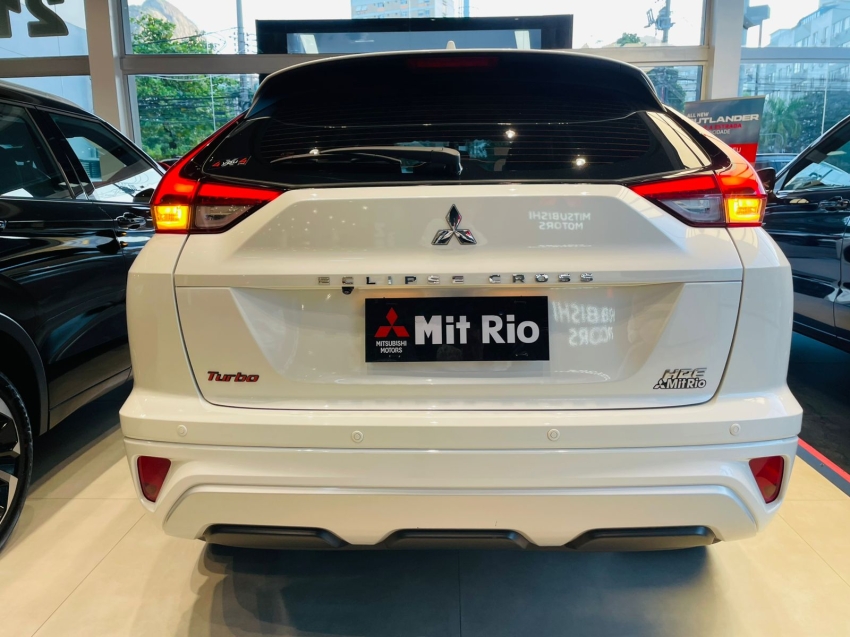mitsubishi eclipse cross 1.5 mivec turbo gasolina hpe cvt 4p automatico 2025 mitsubishi eclipse cross 1.5 mivec turbo gasolina hpe cvt 4p automatico 2025
