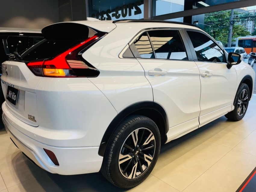 mitsubishi eclipse cross 1.5 mivec turbo gasolina hpe cvt 4p automatico 2025 mitsubishi eclipse cross 1.5 mivec turbo gasolina hpe cvt 4p automatico 2025