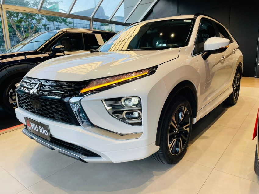mitsubishi eclipse cross 1.5 mivec turbo gasolina hpe cvt 4p automatico 2025 mitsubishi eclipse cross 1.5 mivec turbo gasolina hpe cvt 4p automatico 2025