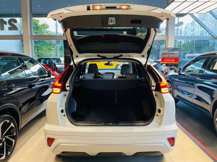 mitsubishi eclipse cross 1.5 mivec turbo gasolina hpe cvt 4p automatico 2025 mitsubishi eclipse cross 1.5 mivec turbo gasolina hpe cvt 4p automatico 2025