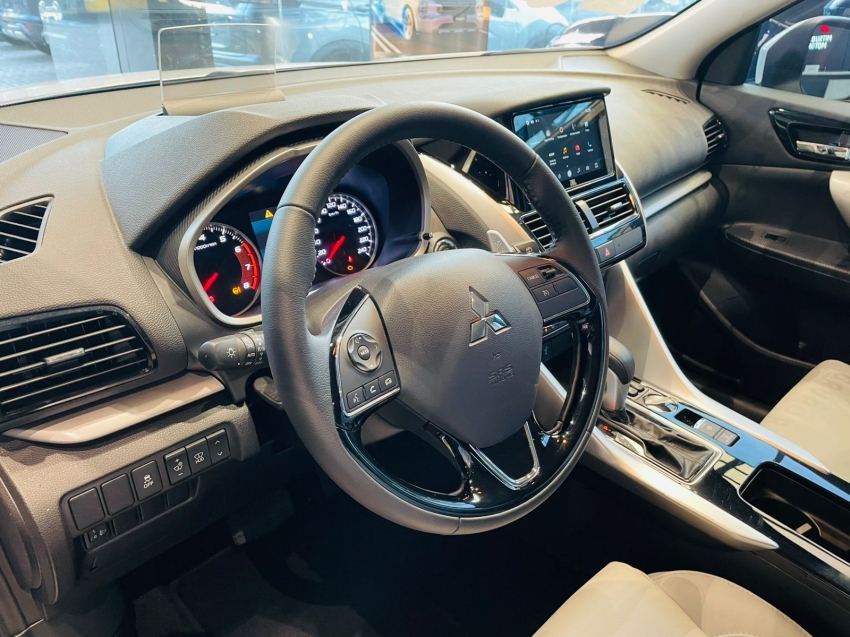 mitsubishi eclipse cross 1.5 mivec turbo gasolina hpe cvt 4p automatico 2025 mitsubishi eclipse cross 1.5 mivec turbo gasolina hpe cvt 4p automatico 2025
