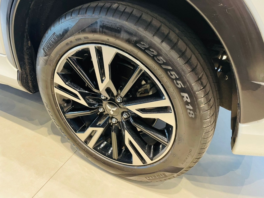 mitsubishi eclipse cross 1.5 mivec turbo gasolina hpe cvt 4p automatico 2025 mitsubishi eclipse cross 1.5 mivec turbo gasolina hpe cvt 4p automatico 2025