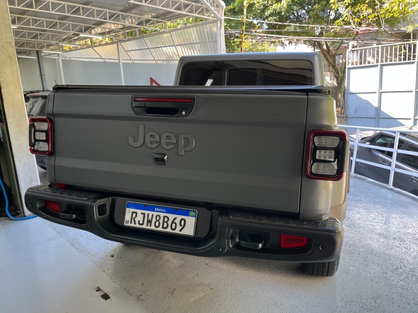 jeep gladiator 3.6 v6 gasolina rubicon 4p 4x4 at8 automatico 2023 jeep gladiator 3.6 v6 gasolina rubicon 4p 4x4 at8 automatico 2023