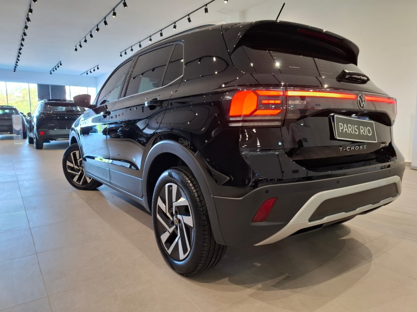 volkswagen t-cross 1.4 250 tsi total flex highline automatico 4p 2025 volkswagen t-cross 1.4 250 tsi total flex highline automatico 4p 2025