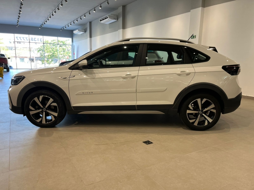 volkswagen nivus 1.0 200 tsi total flex highline automatico 4p 2022 volkswagen nivus 1.0 200 tsi total flex highline automatico 4p 2022