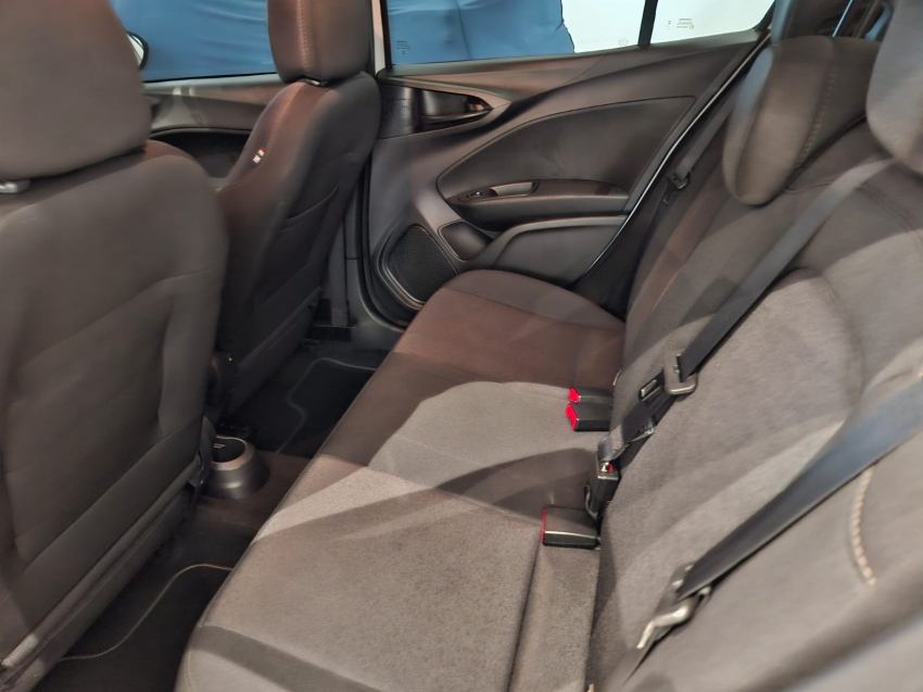 fiat cronos 1.3 flex drive s-design automatico 4p 2024 fiat cronos 1.3 flex drive s-design automatico 4p 2024