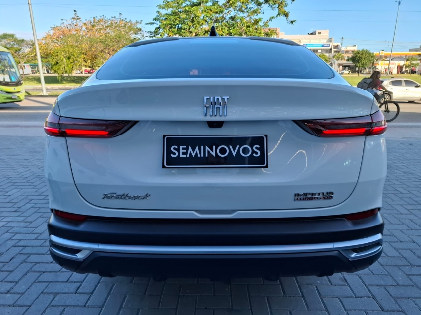 fiat fastback 1.0 turbo 200 flex impetus cvt 4p automatico 2023 fiat fastback 1.0 turbo 200 flex impetus cvt 4p automatico 2023