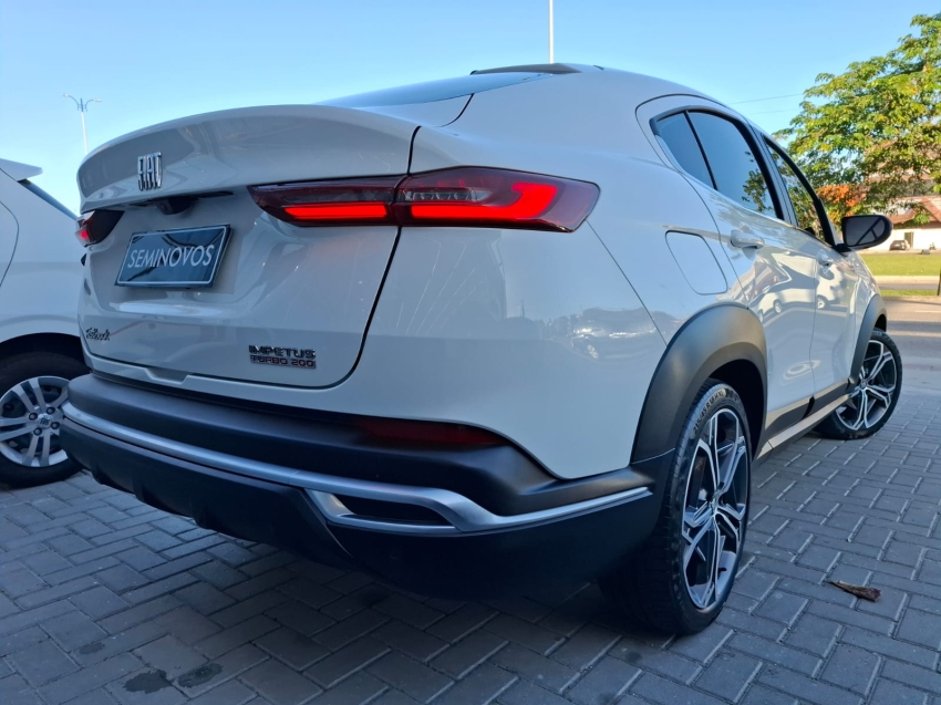 fiat fastback 1.0 turbo 200 flex impetus cvt 4p automatico 2023 fiat fastback 1.0 turbo 200 flex impetus cvt 4p automatico 2023