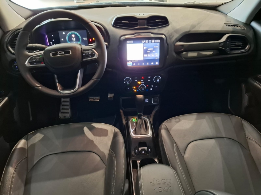 jeep renegade 1.3 t270 turbo flex longitude at6 4p automatico 2024 jeep renegade 1.3 t270 turbo flex longitude at6 4p automatico 2024
