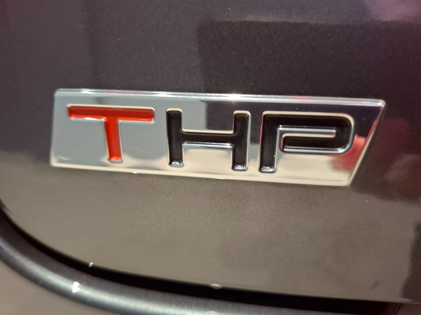 citroen c4 cactus 1.6 thp flex shine pack eat6 4p automatico 2024 citroen c4 cactus 1.6 thp flex shine pack eat6 4p automatico 2024