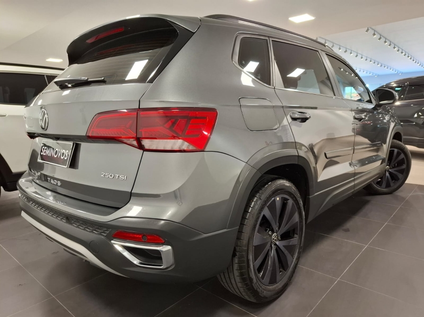 volkswagen taos 1.4 250 tsi total flex comfortline automatico 4p 2024 volkswagen taos 1.4 250 tsi total flex comfortline automatico 4p 2024