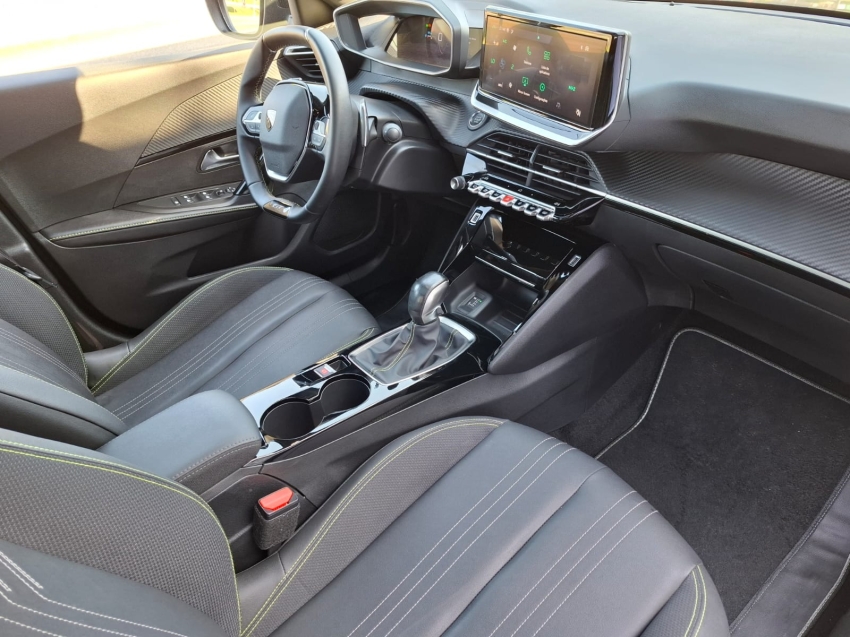 peugeot 2008 1.0 turbo 200 flex gt cvt 4p automatico 2025