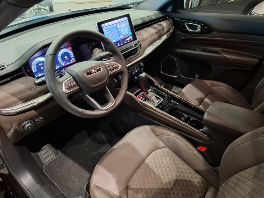 jeep commander 1.3 t270 turbo flex overland at6 4p automatico 2025