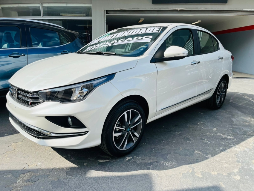 fiat cronos 1.3 firefly flex precision cvt 4p automatico 2025