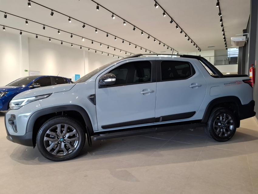 fiat strada 1.0 turbo 200 flex ultra cd cvt 4p automatico 2024 fiat strada 1.0 turbo 200 flex ultra cd cvt 4p automatico 2024