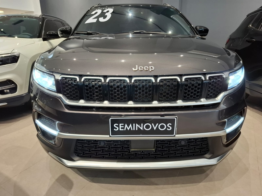 jeep commander 1.3 t270 turbo flex longitude at6 4p automatico 2023 jeep commander 1.3 t270 turbo flex longitude at6 4p automatico 2023