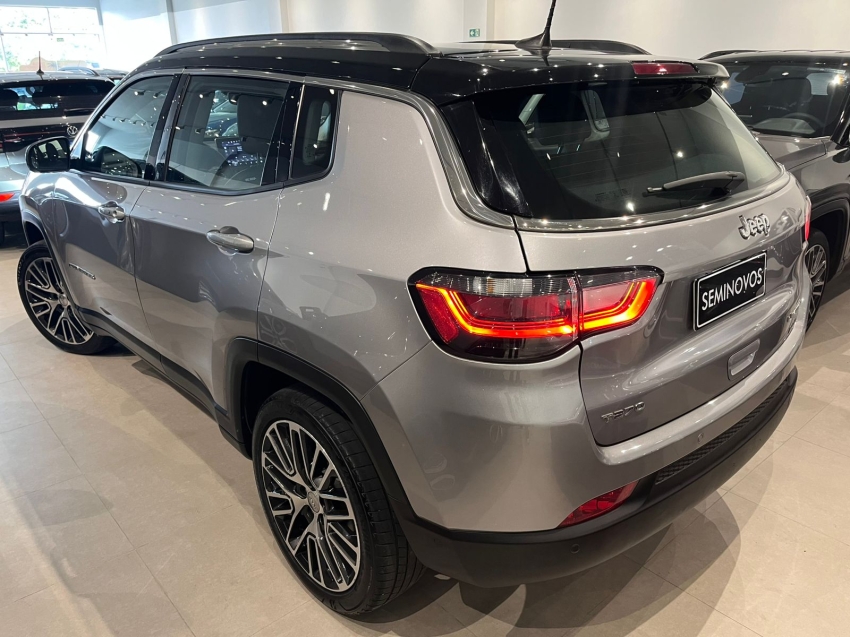 jeep compass 1.3 t270 turbo flex limited at6 4p automatico 2022 jeep compass 1.3 t270 turbo flex limited at6 4p automatico 2022