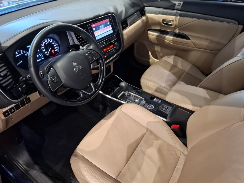 mitsubishi outlander 3.0 mivec v6 gasolina hpe-s awd automatico 4p 20198