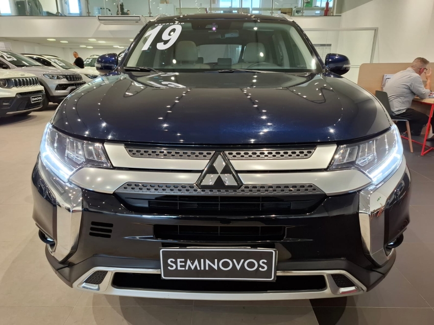 mitsubishi outlander 3.0 mivec v6 gasolina hpe-s awd automatico 4p 20196