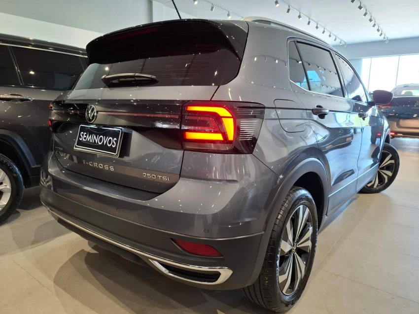 volkswagen t-cross 1.4 250 tsi total flex highline automatico 4p 20241