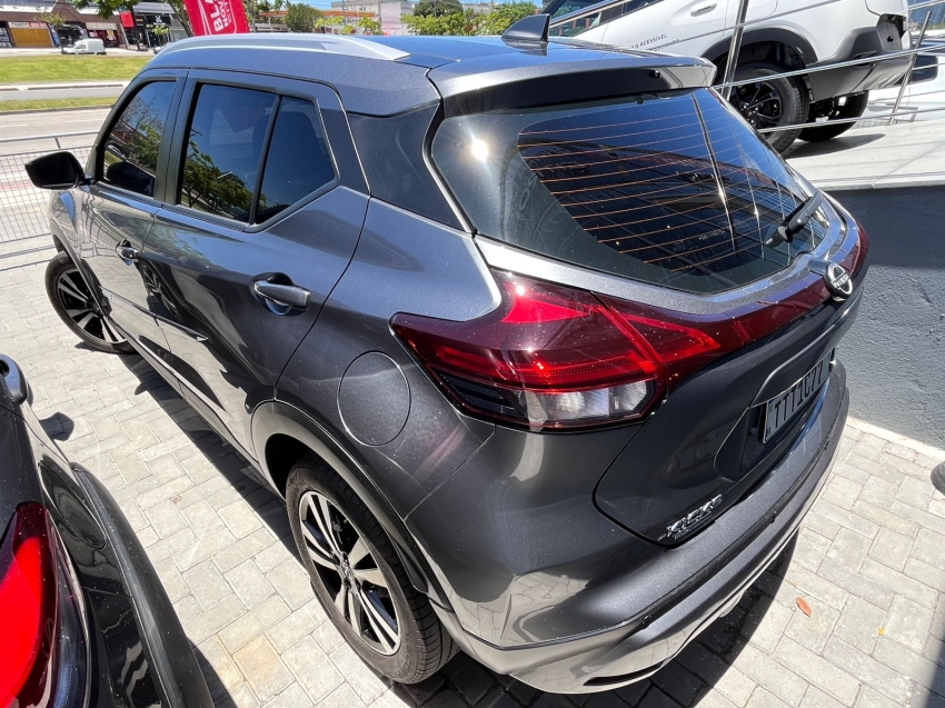 nissan kicks play 1.6 16v flexstart sense xtronic flex 4p automatico 20252