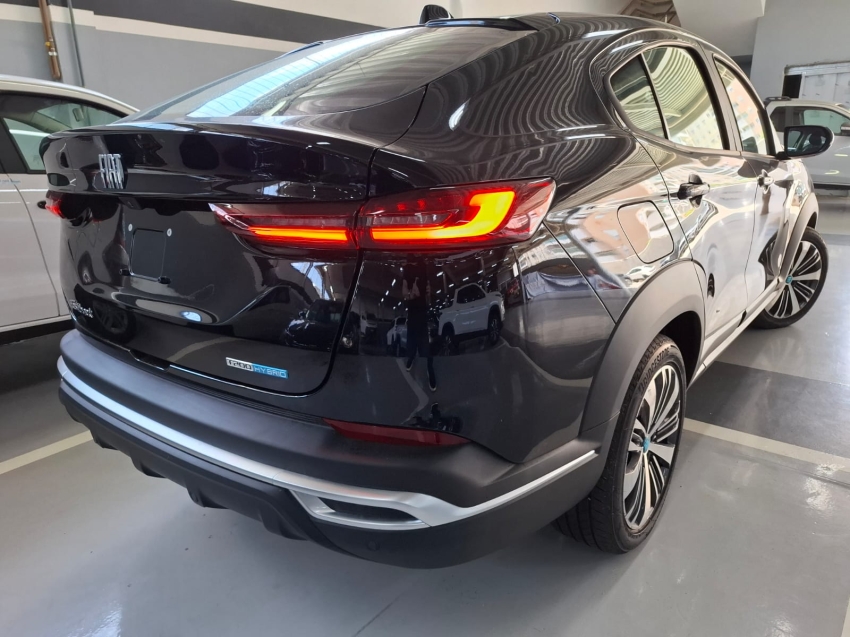 fiat fastback 1.0 turbo 200 hybrid audace cvt hibrido 4p automatico 20252