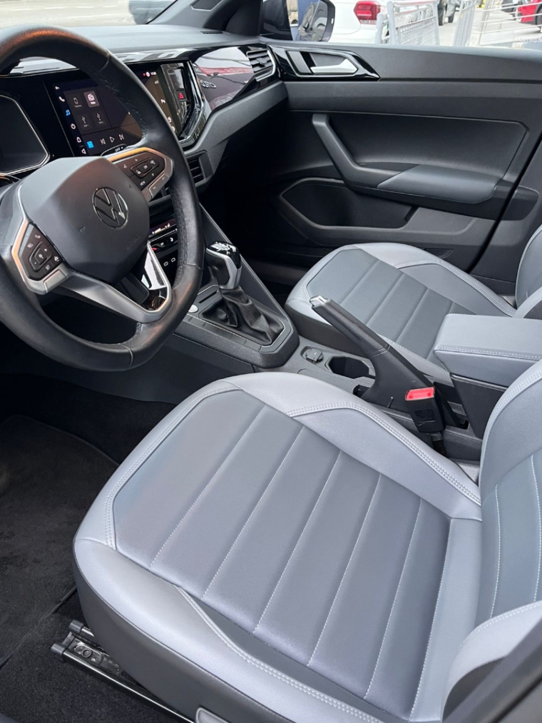 volkswagen nivus 1.0 200 tsi total flex highline automatico 4p 20235