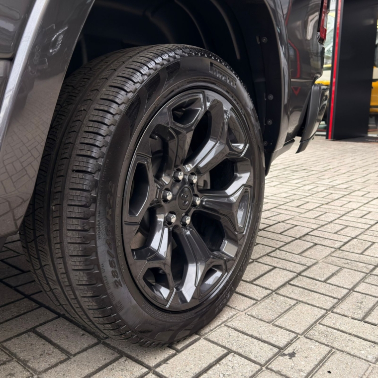 ram 1500 5.7 v8 gasolina limited night edition cd 4x4 automatico 4p 202414